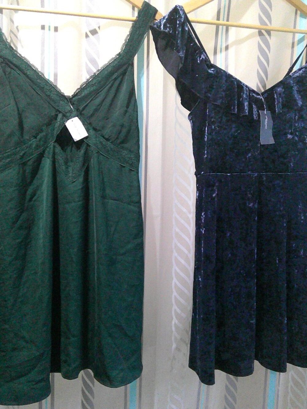 2 NWT "American Eagle" Mini Dresses/Green Slip Babydoll Dress + Crushed Velvet M